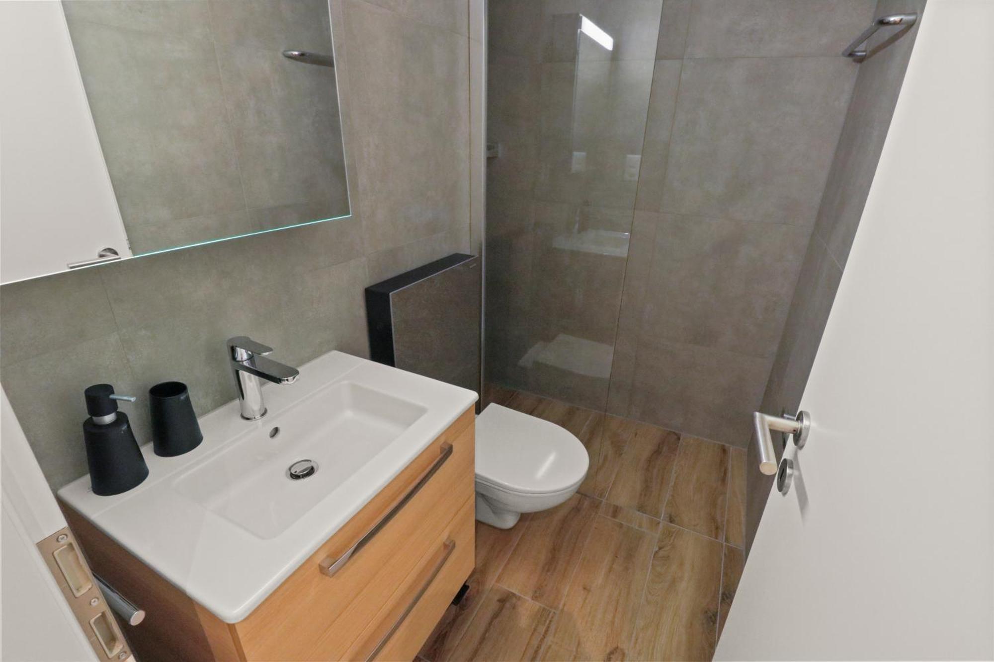 Joli Studio Avec Parking Gratuit Crans-Montana Extérieur photo